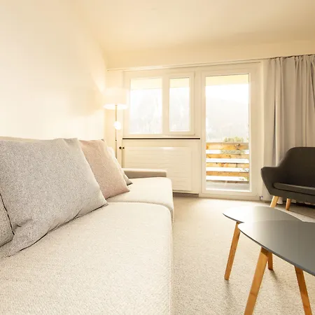 Lägenhetshotell Serviced By Solaria 3*