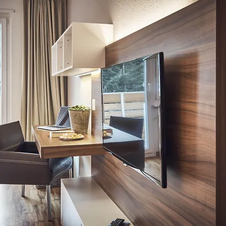 Serviced By Solaria Davos