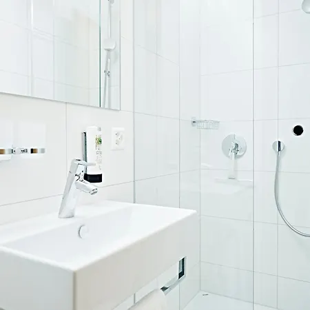 Serviced By Solaria 3* Davos