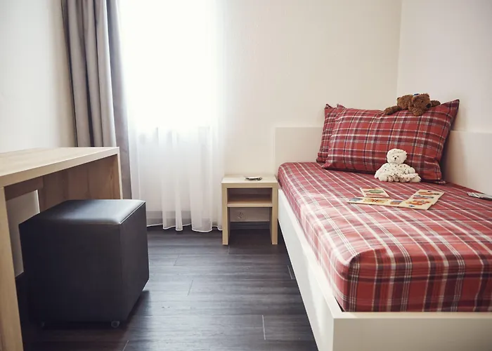 索拉利亚酒店式公寓 3* 达沃斯