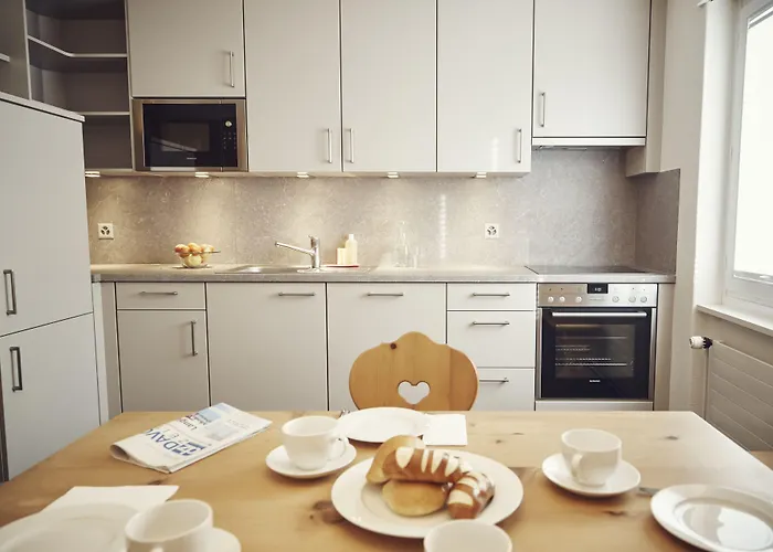 索拉利亚酒店式公寓