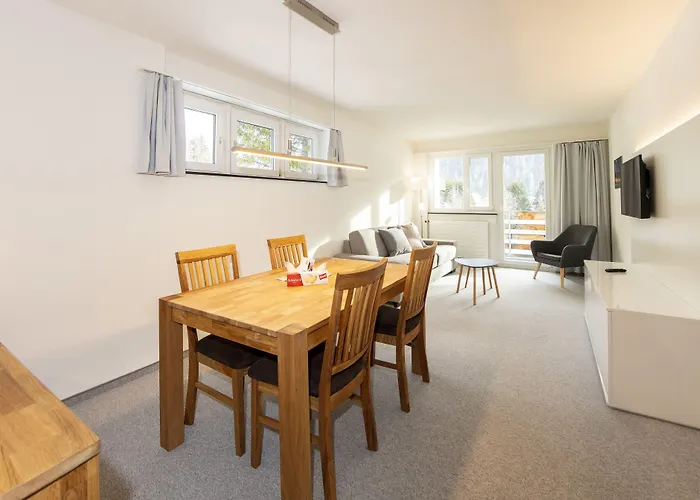 索拉利亚酒店式公寓